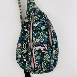 KAVU Over the Shoulder Crossbody Hiking Bag ~ Blue Green Floral ~ Adjustable